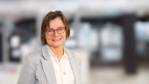 Science Parks affärsutvecklare Maria Kristiansson i kontorsmiljö